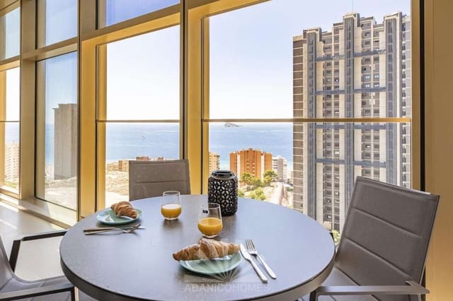 Apartamento de 2 habitaciones en Poniente, Benidorm en venta con piscina garaje - 419.000 € (Ref: 8688869)