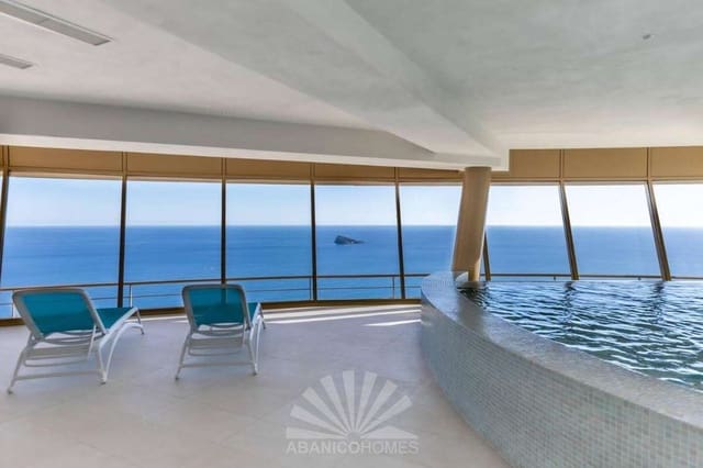 Apartamento de 2 habitaciones en Poniente, Benidorm en venta con piscina garaje - 419.000 € (Ref: 8688869)