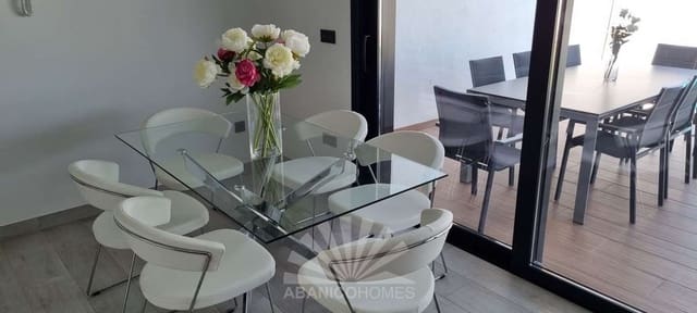 Casa de 3 habitaciones en Finestrat en alquiler con piscina garaje - 3.000 € (Ref: 8746401)