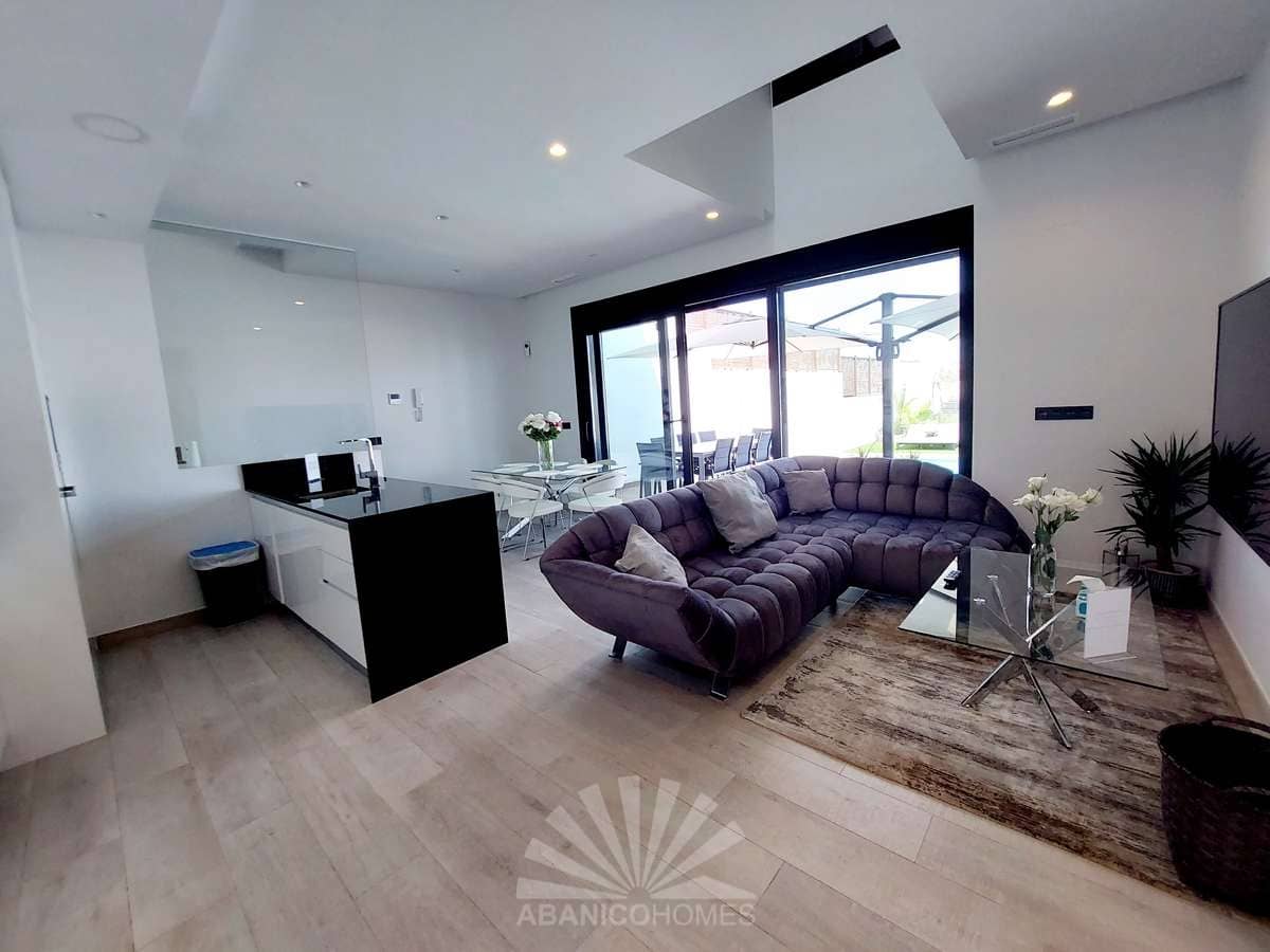 3 soveværelse Byhus til leje i Finestrat med swimmingpool garage - € 3.000 (Ref: 8746401)