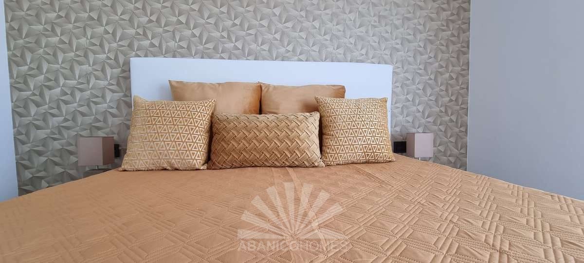 3 soveværelse Byhus til leje i Finestrat med swimmingpool garage - € 3.000 (Ref: 8746401)