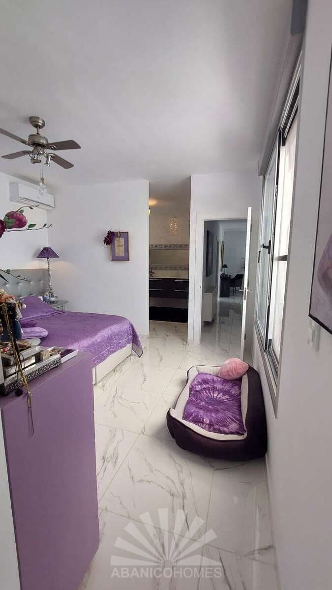 2 makuuhuone Huvila myytävänä paikassa Polop mukana uima-altaan 
autotalli - 530 000 € (Ref: 9177162)