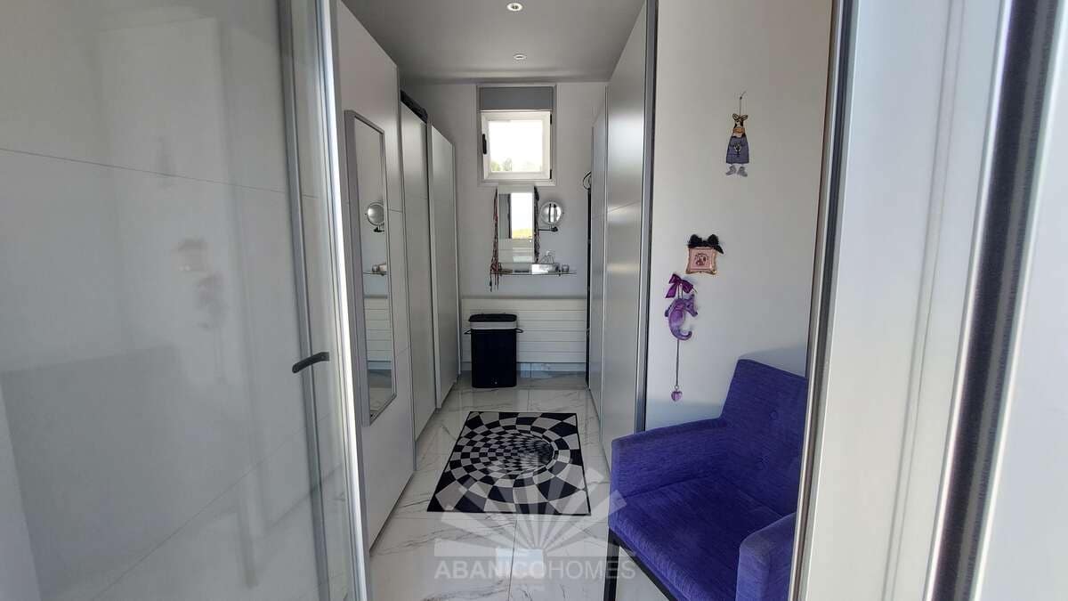 2 bedroom Villa for sale in Polop with pool garage - € 530,000 (Ref: 9177162)