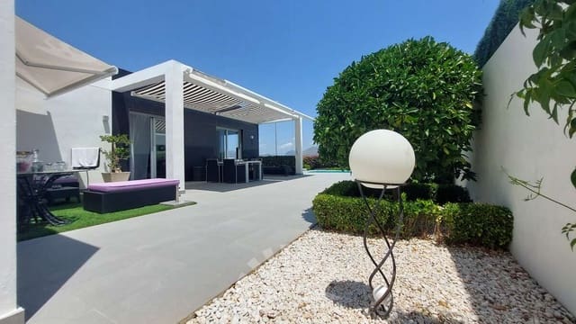 2 sypialnia Willa na sprzedaż w Polop z basenem garażem - 530 000 € (Ref: 9177162)