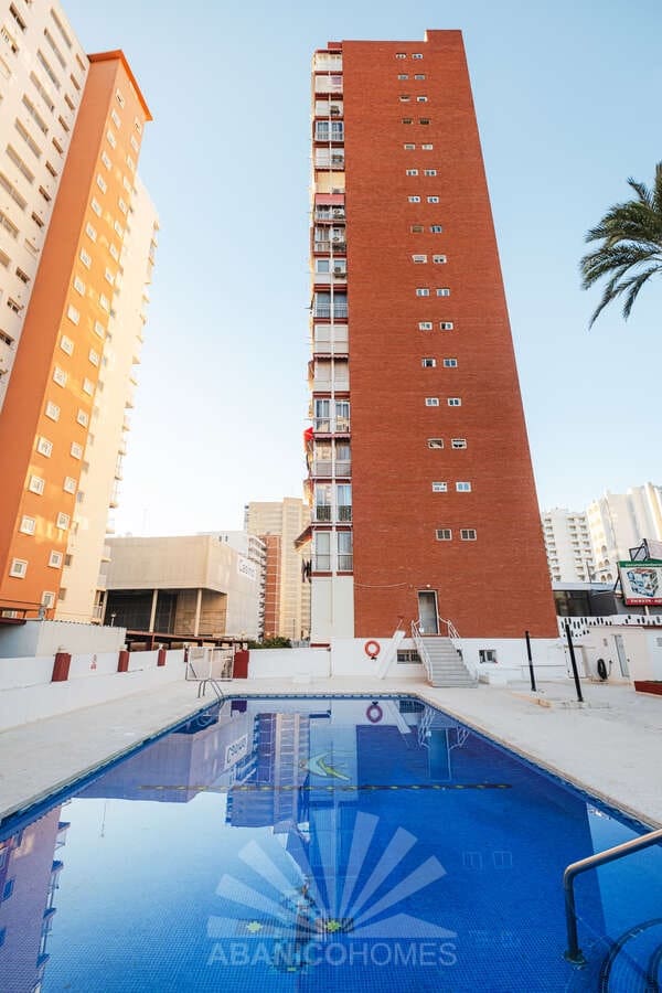 2 camera da letto Appartamento da affittare in Benidorm con piscina garage - 1.500 € (Rif: 9816811)