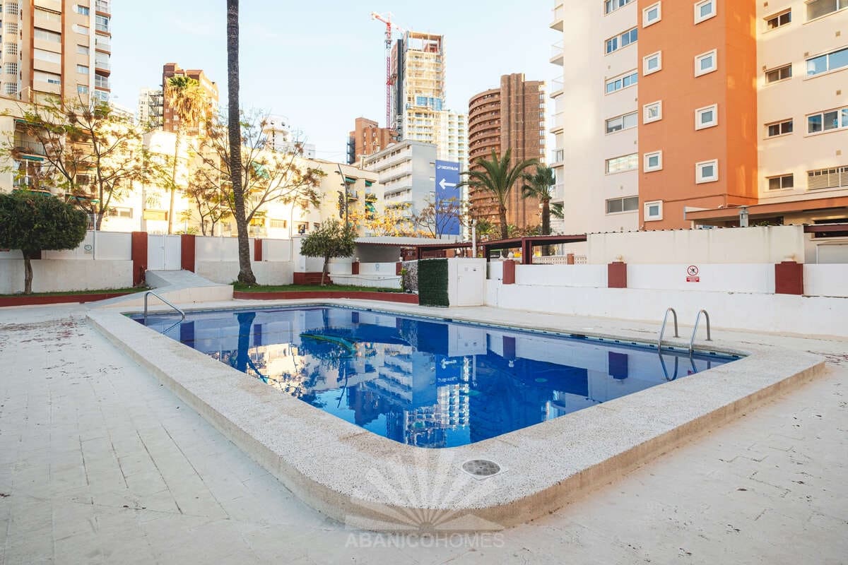 2 camera da letto Appartamento da affittare in Benidorm con piscina garage - 1.500 € (Rif: 9816811)