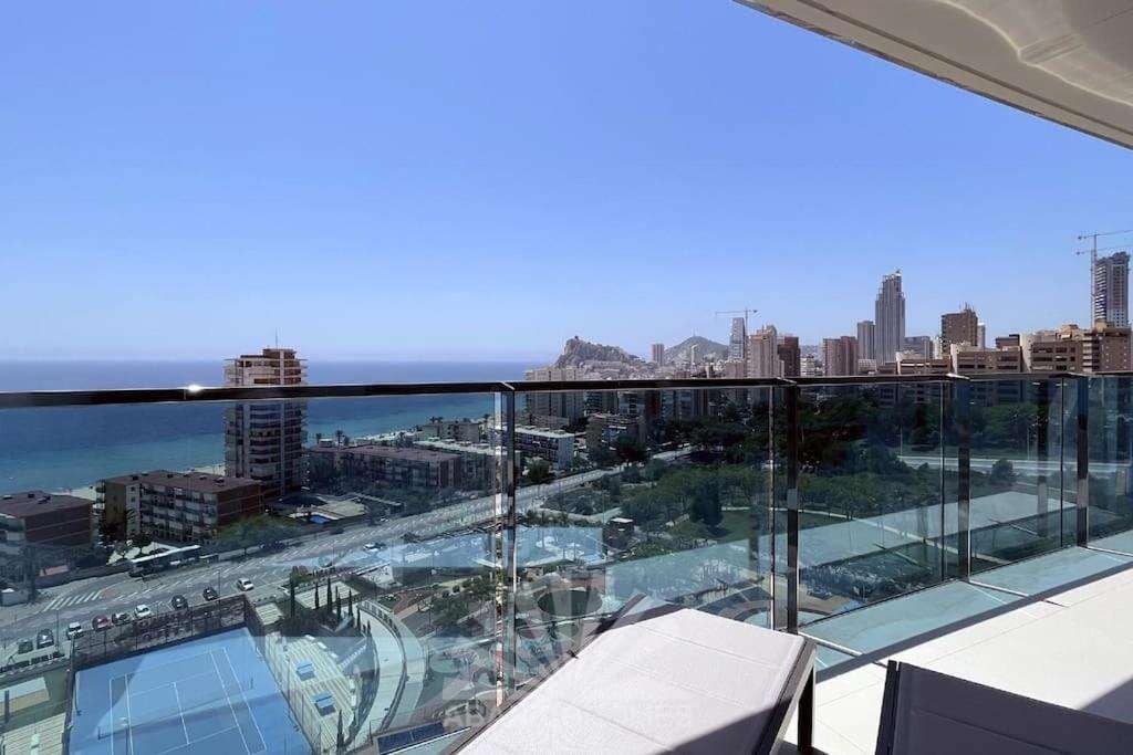 2 bedroom Apartment for rent in Benidorm with pool garage - € 4,000 (Ref: 9816812)