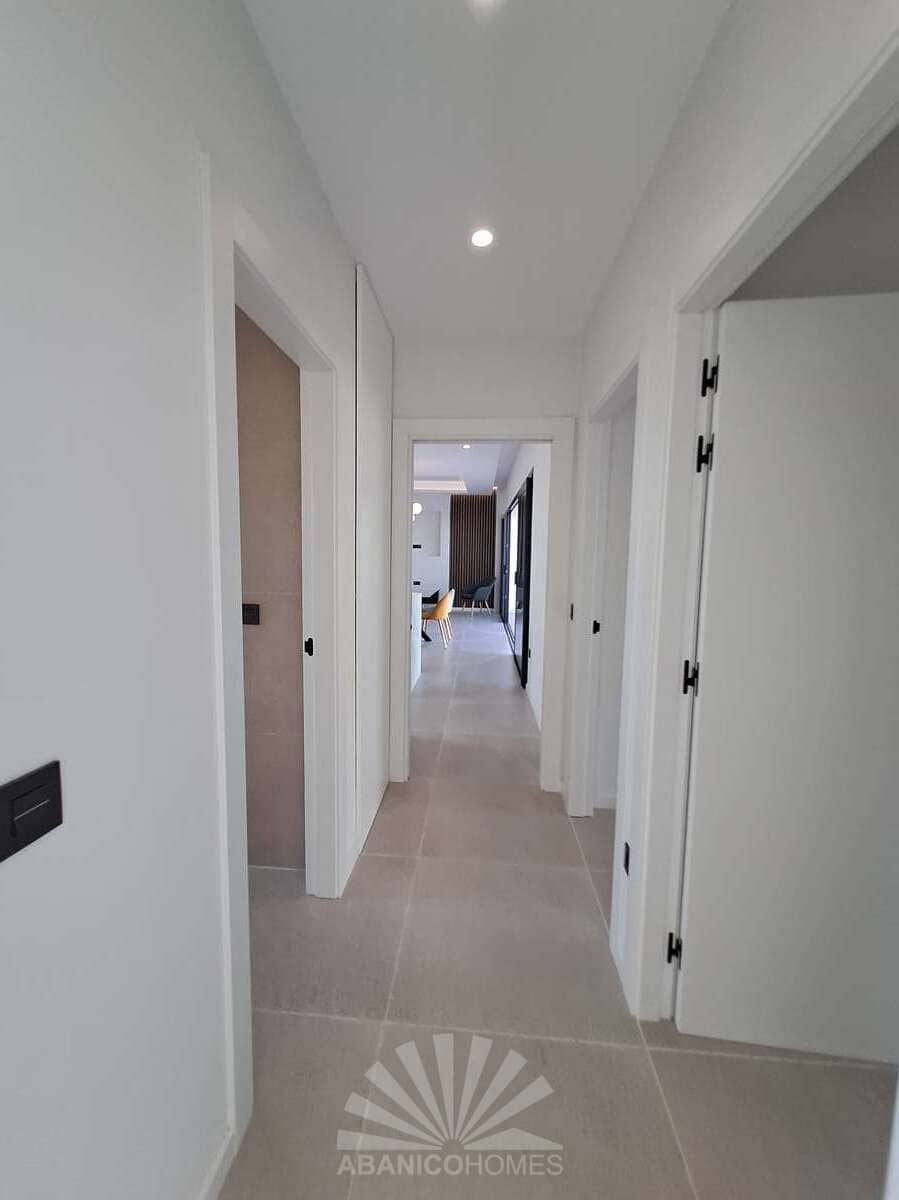 3 bedroom Villa for sale in Polop with pool - € 549,000 (Ref: 9819761)
