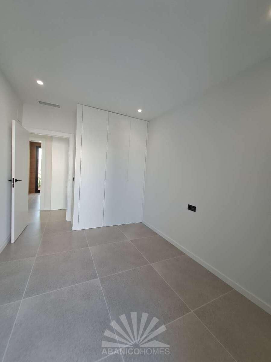 3 bedroom Villa for sale in Polop with pool - € 549,000 (Ref: 9819761)
