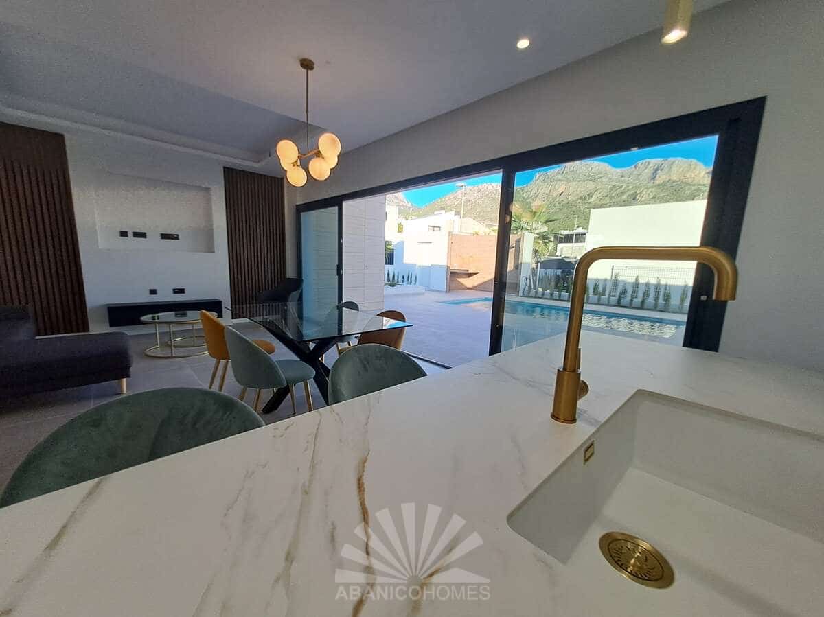 3 bedroom Villa for sale in Polop with pool - € 549,000 (Ref: 9819761)