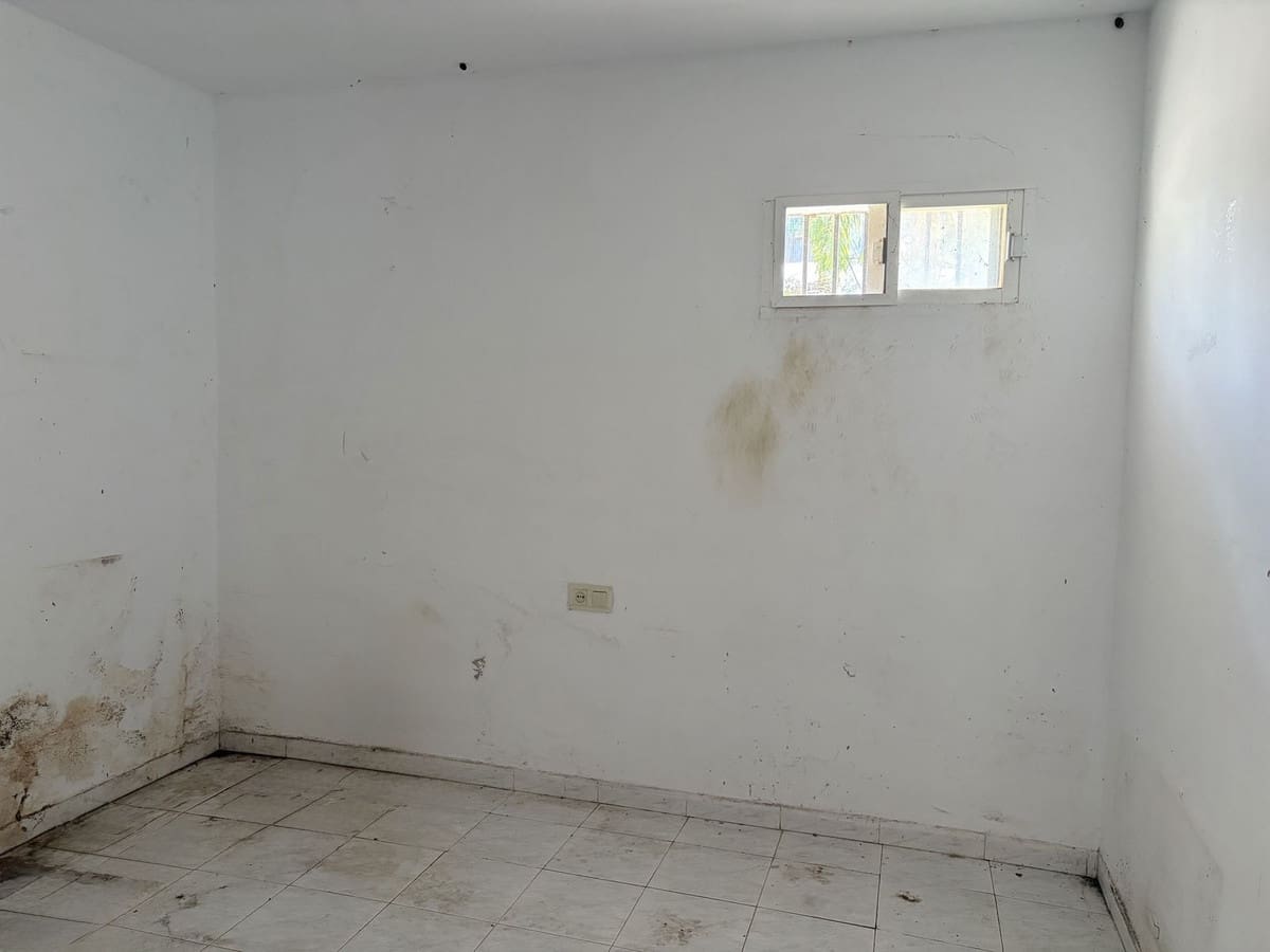 5 quarto Moradia para venda em Nerja com piscina garagem - 380 000 € (Ref: 10161867)