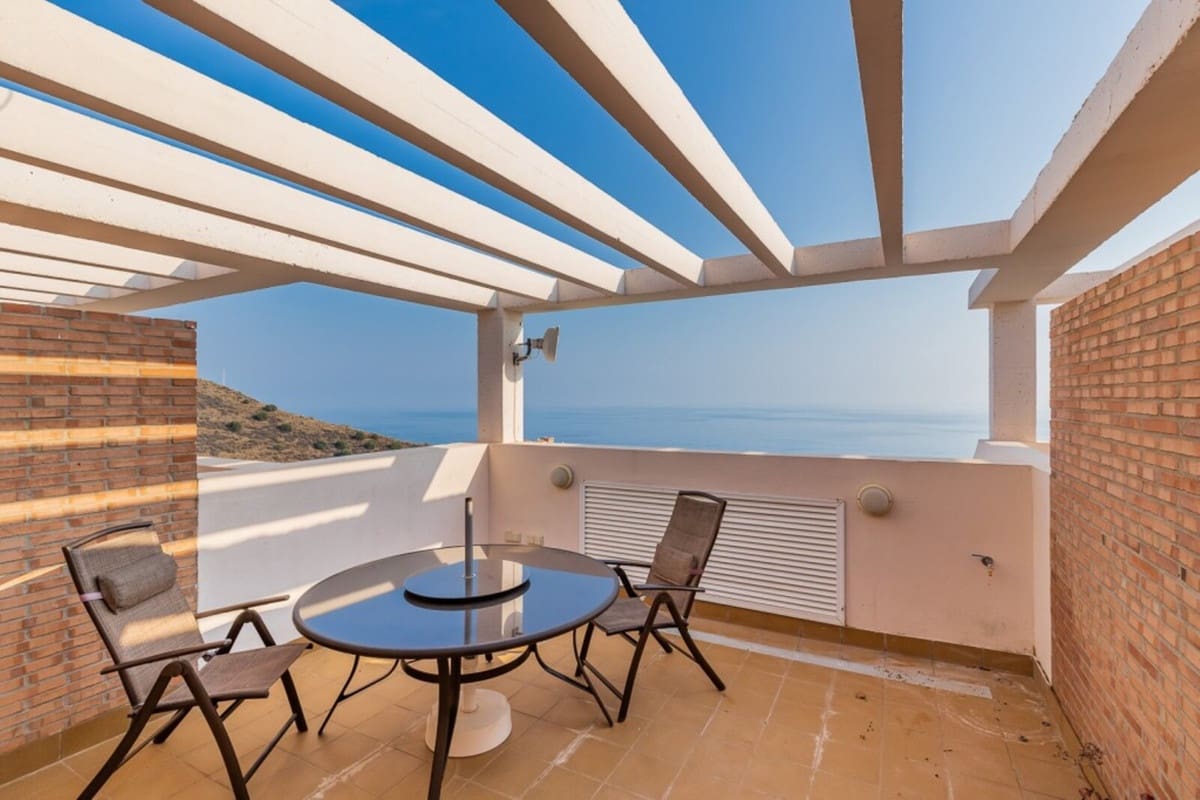 4 soveværelse Byhus til salg i Torrox-Costa med swimmingpool garage - € 349.000 (Ref: 7064396)