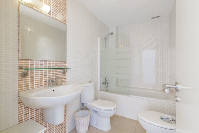 4 soveværelse Byhus til salg i El Peñoncillo, Torrox med swimmingpool garage - € 349.000 (Ref: 7064396)