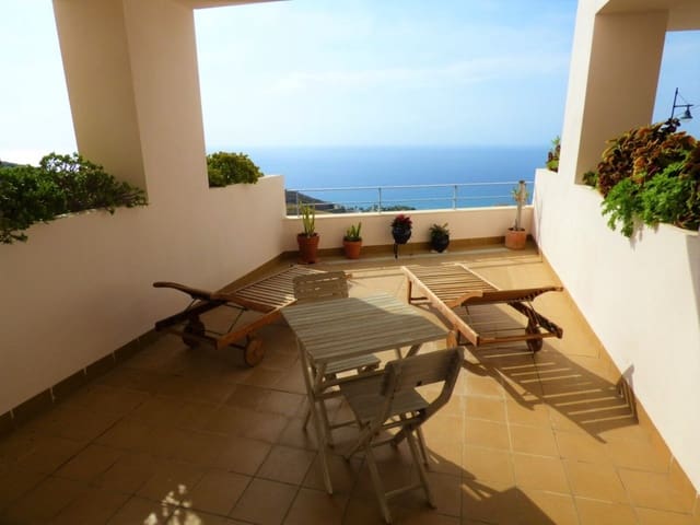 4 soveværelse Byhus til salg i El Peñoncillo, Torrox med swimmingpool garage - € 349.000 (Ref: 7064396)