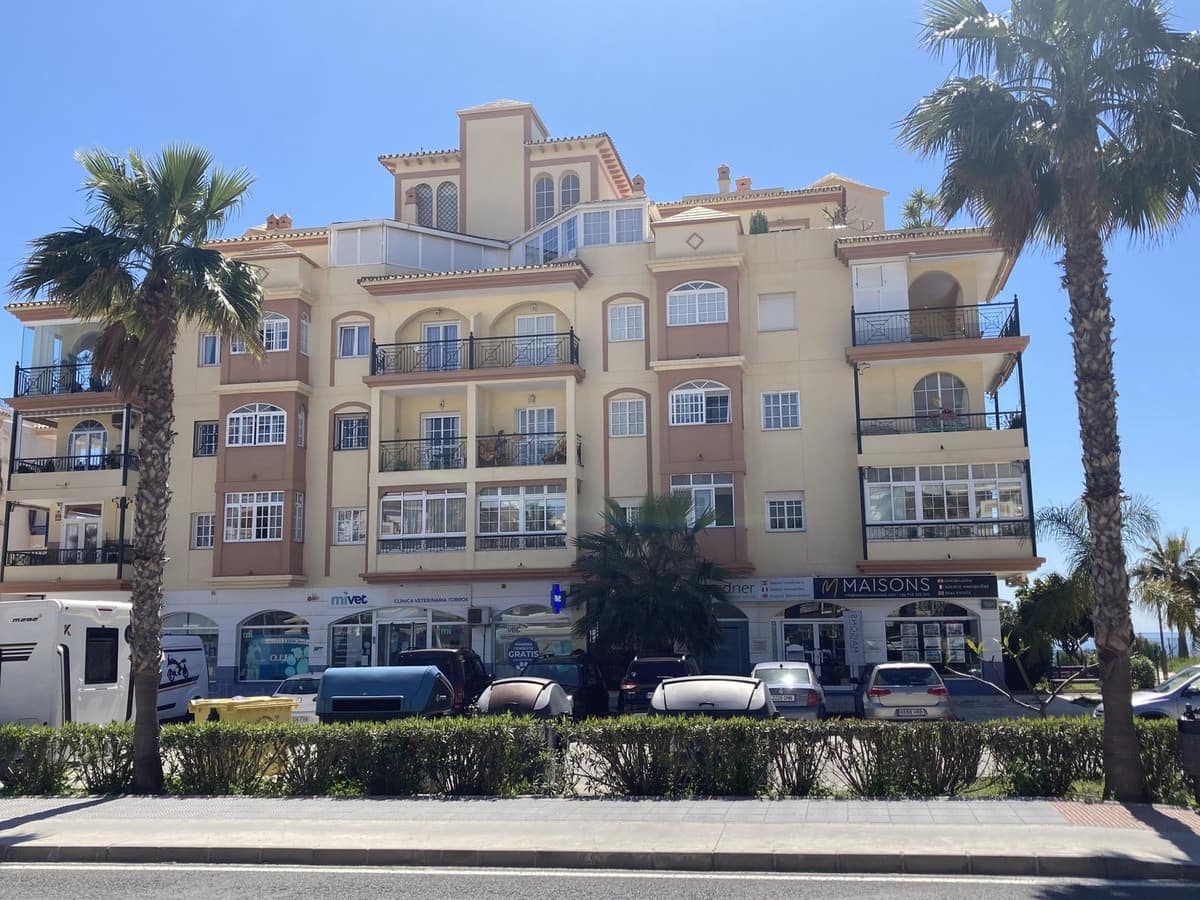 2 soverom Strandleiligheter til salgs i Torrox-Costa - € 290 000 (Ref: 8903859)