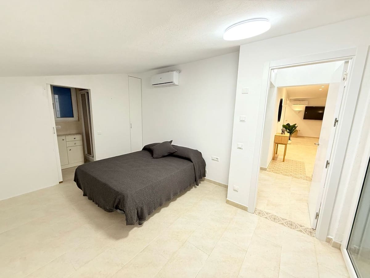 3 bedroom Villa for sale in Torrox-Costa with pool garage - € 450,000 (Ref: 9444038)