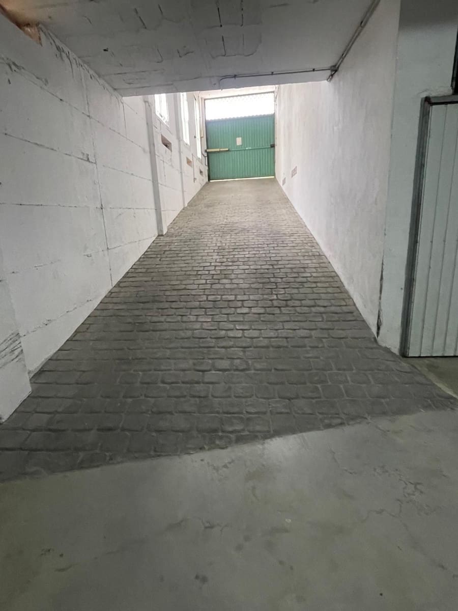 Garage for sale in Torrox-Costa - € 24,000 (Ref: 9457727)