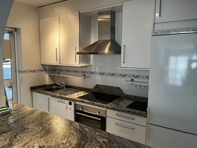 2 chambre Penthouse à vendre à El Peñoncillo, Torrox avec garage - 425 000 € (Ref: 9534913)