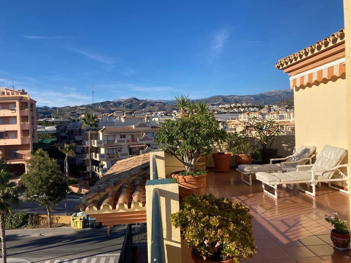 2 bedroom Penthouse for sale in Torrox-Costa with garage - € 425,000 (Ref: 9534913)