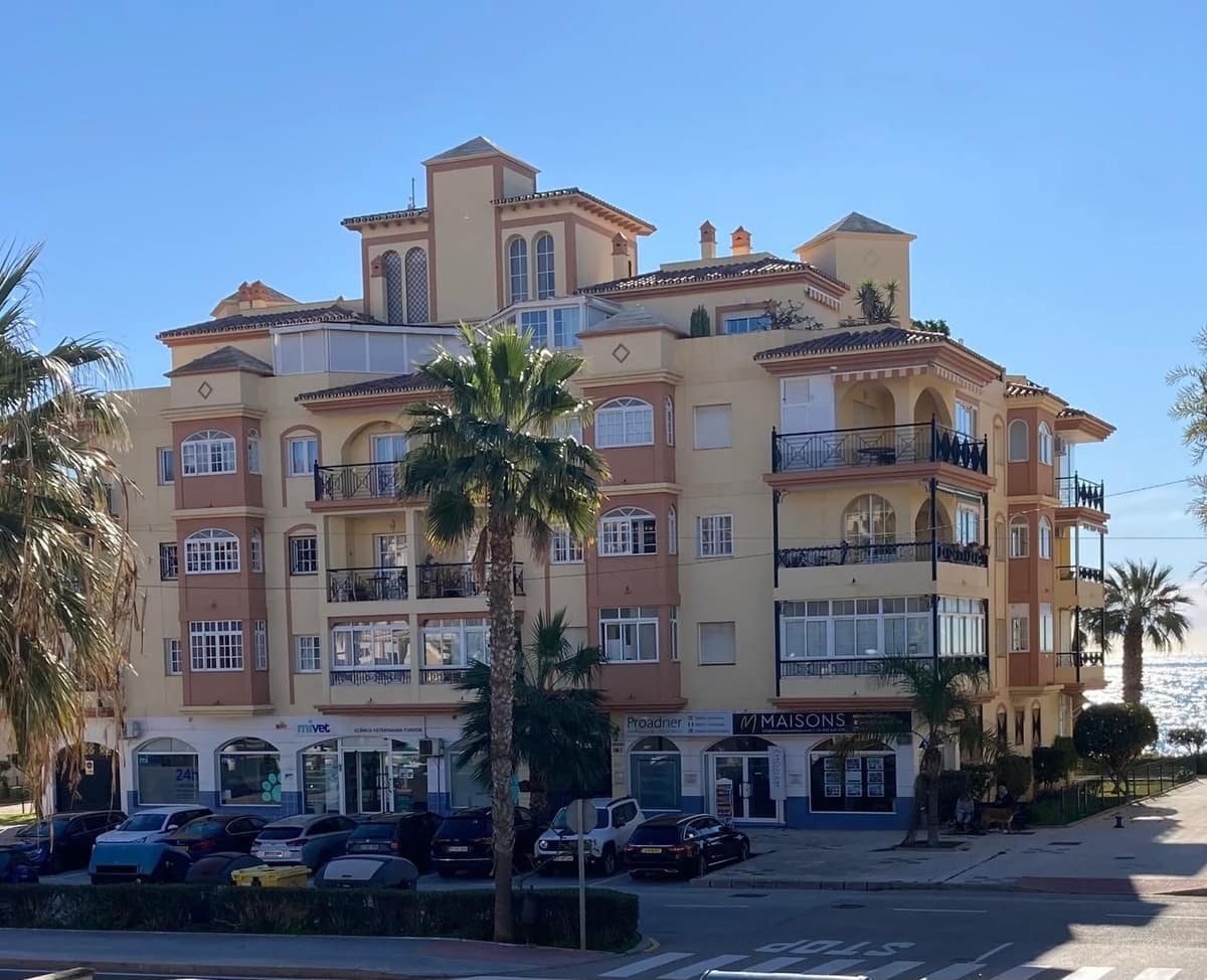 2 makuuhuone Kattohuoneisto myytävänä paikassa Torrox-Costa mukana 
autotalli - 425 000 € (Ref: 9534913)