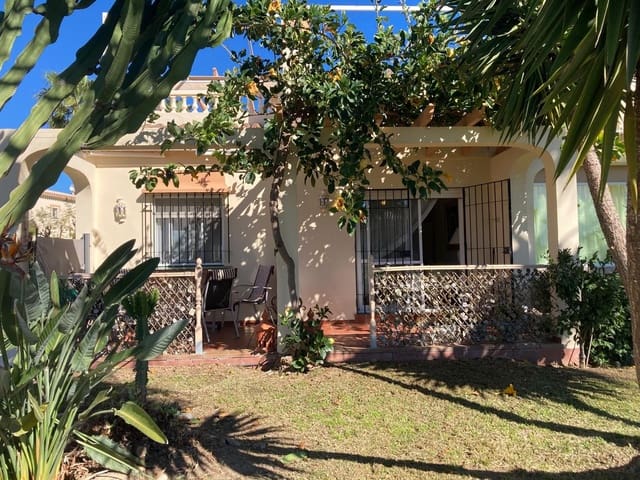 2 soverom Kjedet enebolig til salgs i Torrox Park, Torrox med svømmebasseng garasje - € 299 000 (Ref: 9640674)