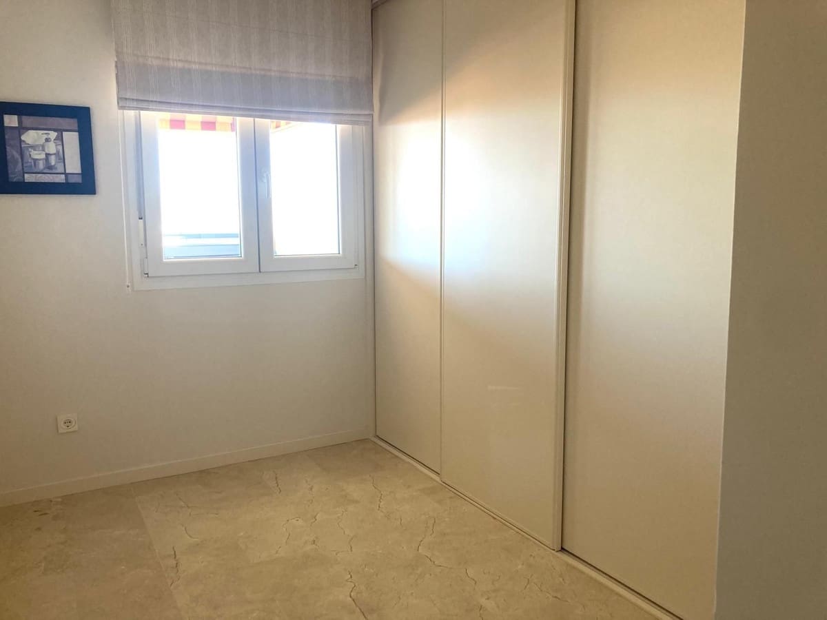 2 slaapkamer Penthouse te koop in Caleta de Velez met zwembad garage - € 485.000 (Ref: 9782200)