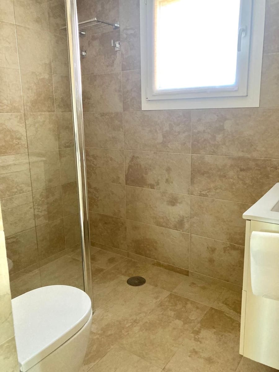 2 slaapkamer Penthouse te koop in Caleta de Velez met zwembad garage - € 485.000 (Ref: 9782200)