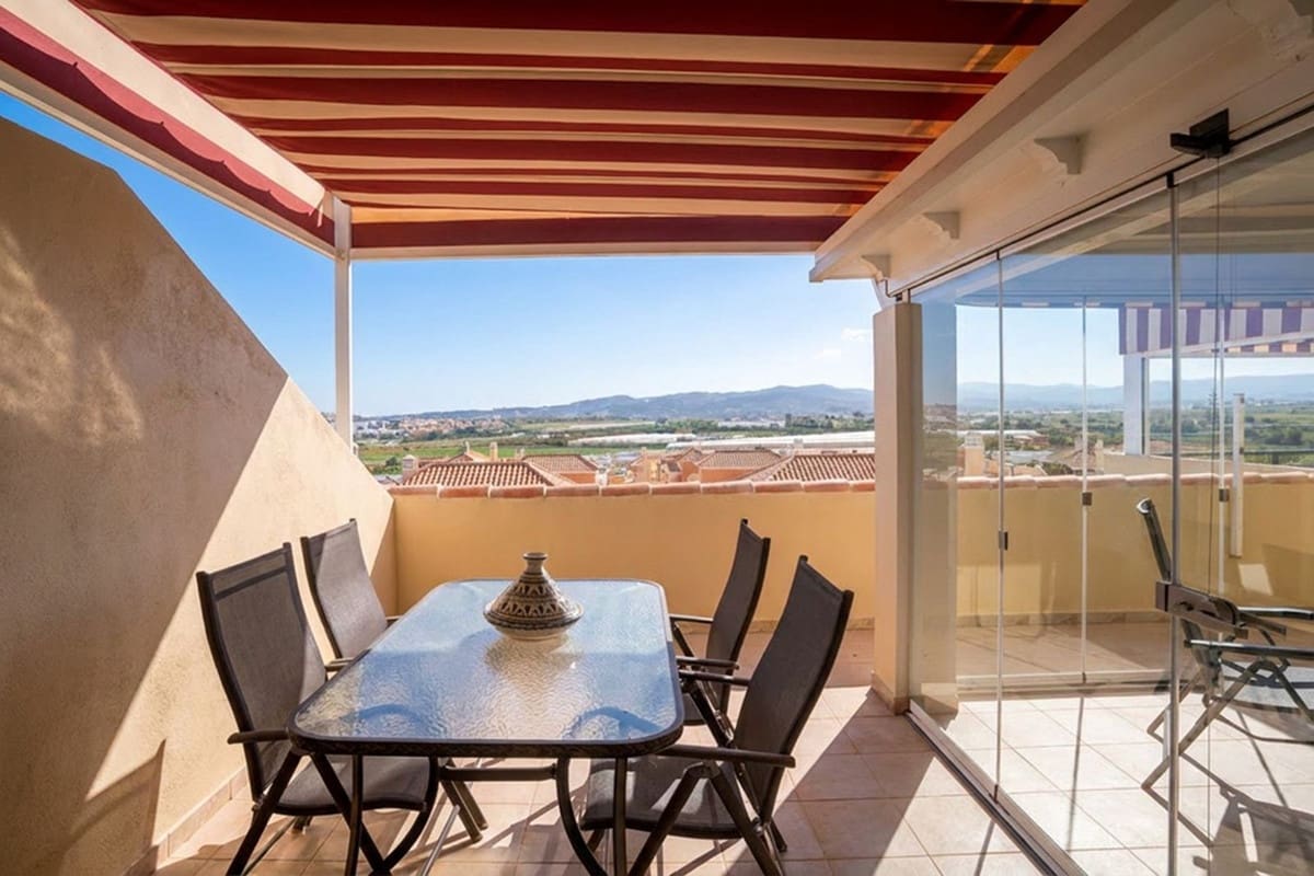 2 slaapkamer Penthouse te koop in Caleta de Velez met zwembad garage - € 485.000 (Ref: 9782200)