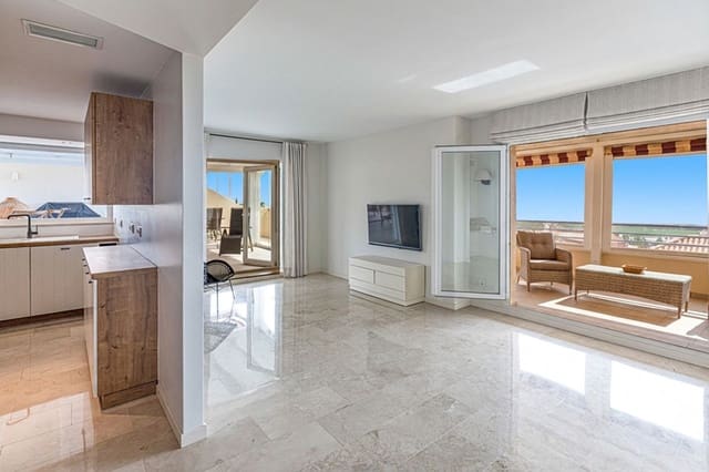 2 sovrum Takvåning till salu i Caleta de Vélez, Vélez-Málaga med pool garage - 485 000 € (Ref: 9782200)