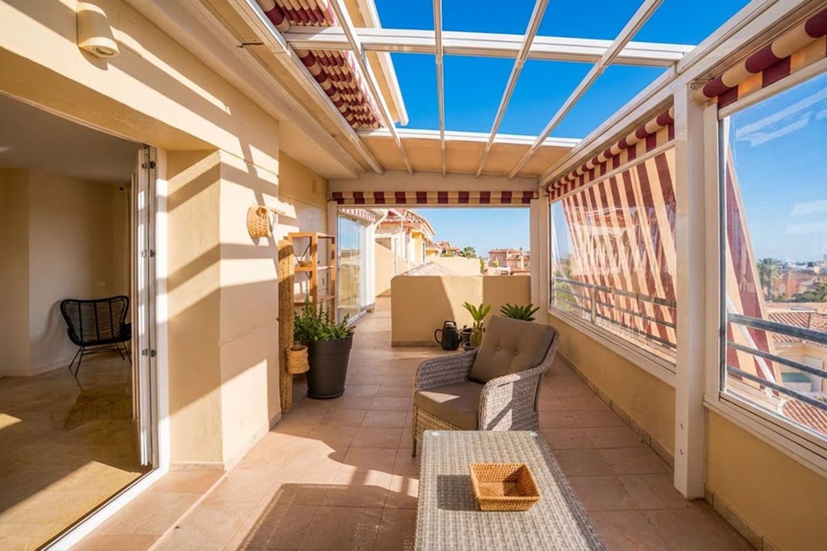 2 slaapkamer Penthouse te koop in Caleta de Velez met zwembad garage - € 485.000 (Ref: 9782200)