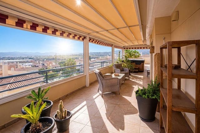 2 sovrum Takvåning till salu i Caleta de Vélez, Vélez-Málaga med pool garage - 485 000 € (Ref: 9782200)