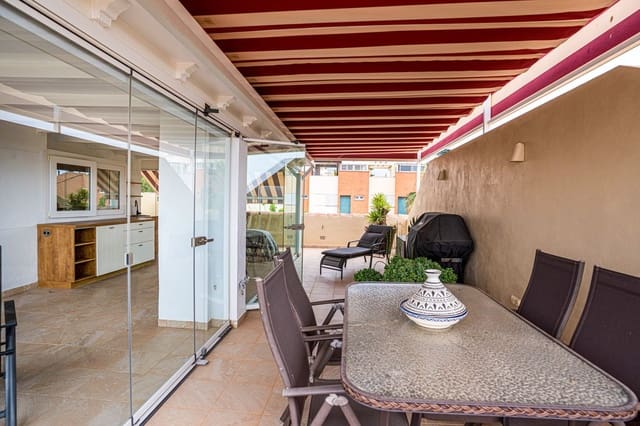 2 sovrum Takvåning till salu i Caleta de Vélez, Vélez-Málaga med pool garage - 485 000 € (Ref: 9782200)