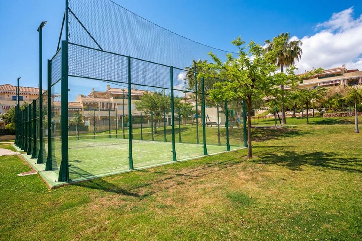 2 slaapkamer Penthouse te koop in Caleta de Velez met zwembad garage - € 485.000 (Ref: 9782200)