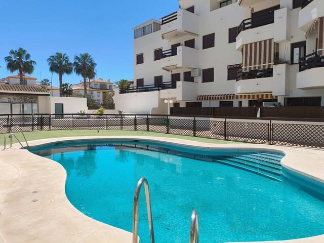 2 Zimmer Strandapartment zu verkaufen in El Peñoncillo, Torrox mit Pool Garage - 305.000 € (Ref: 9807358)
