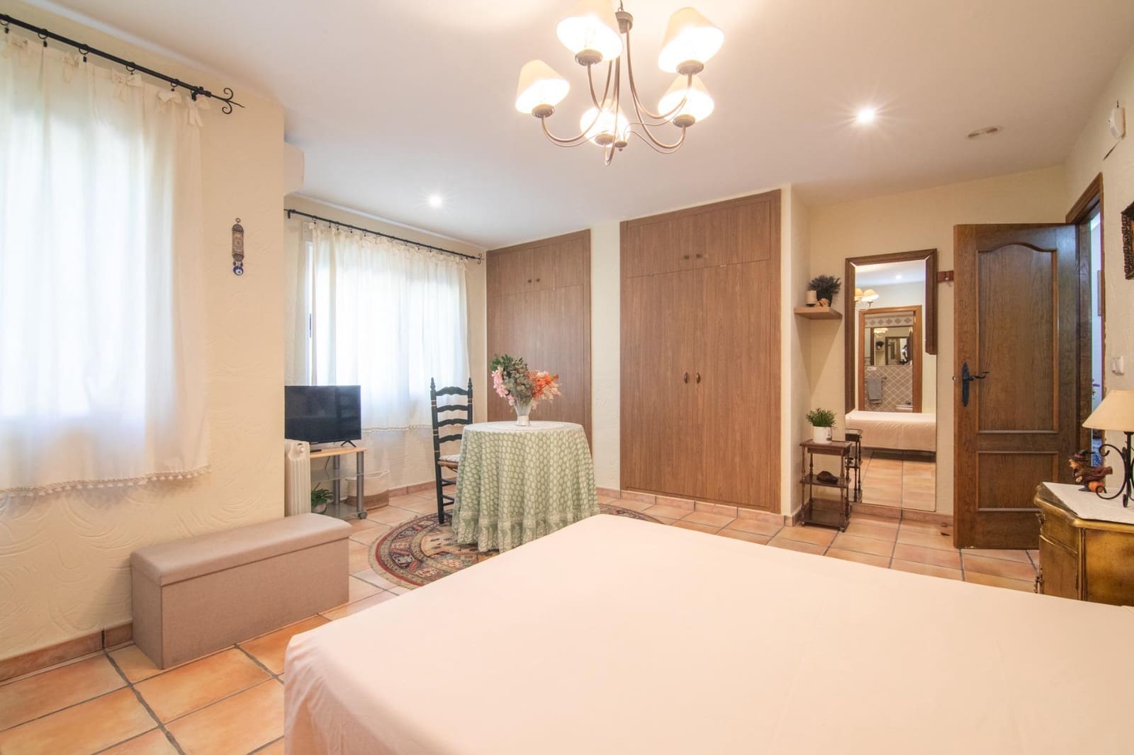 5 bedroom Villa for sale in Elche / Elx with pool - € 785,000 (Ref: 10006365)