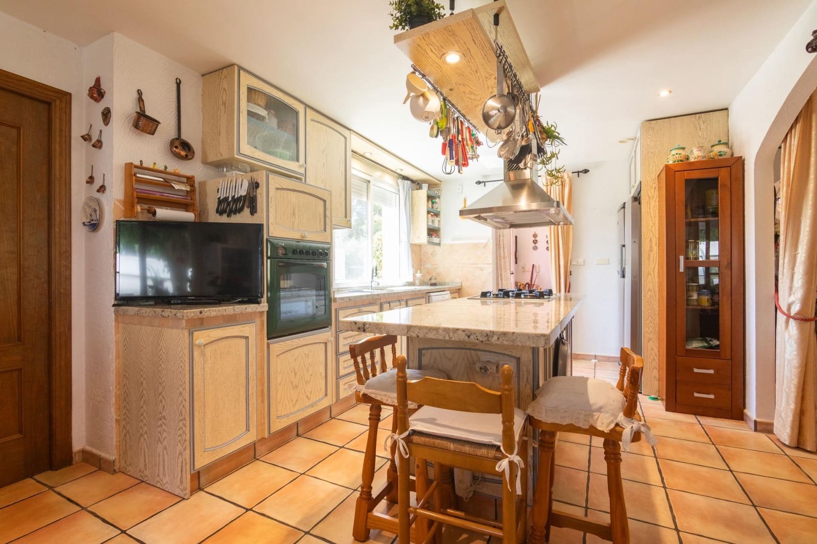 5 bedroom Villa for sale in Elche / Elx with pool - € 785,000 (Ref: 10006365)