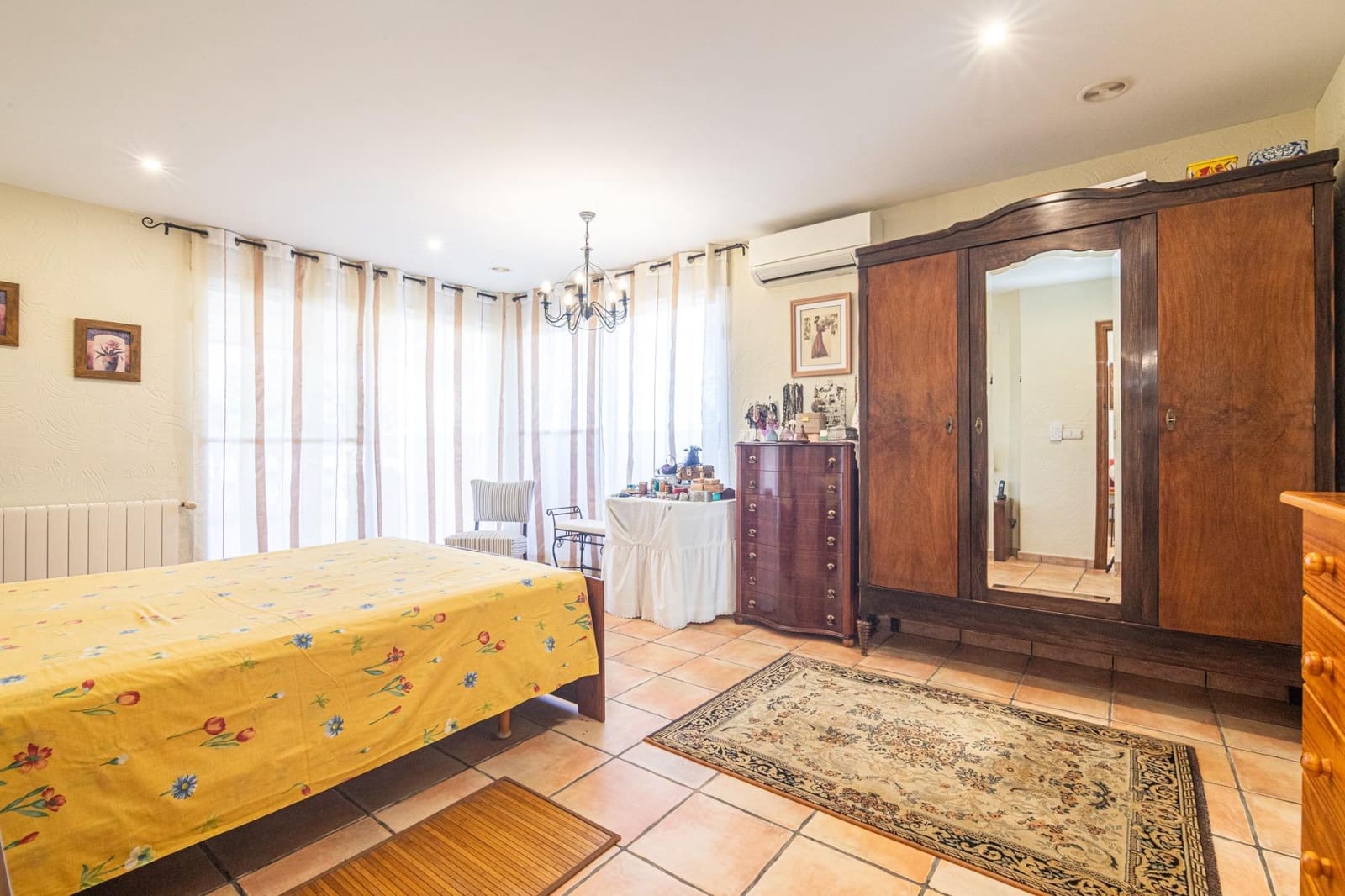 5 bedroom Villa for sale in Elche / Elx with pool - € 785,000 (Ref: 10006365)