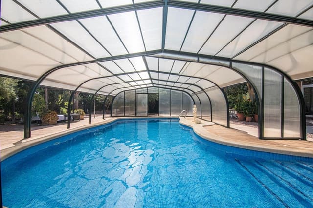 Chalet de 5 habitaciones en Peña de las Águilas, Elche / Elx en venta con piscina - 785.000 € (Ref: 10006365)