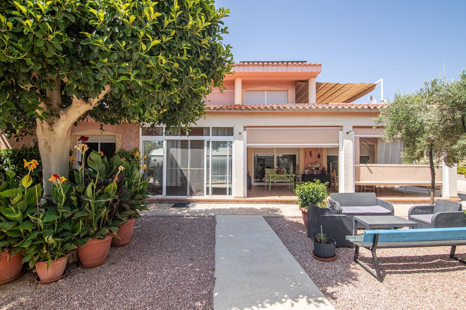 5 bedroom Villa for sale in Elche / Elx with pool - € 785,000 (Ref: 10006365)