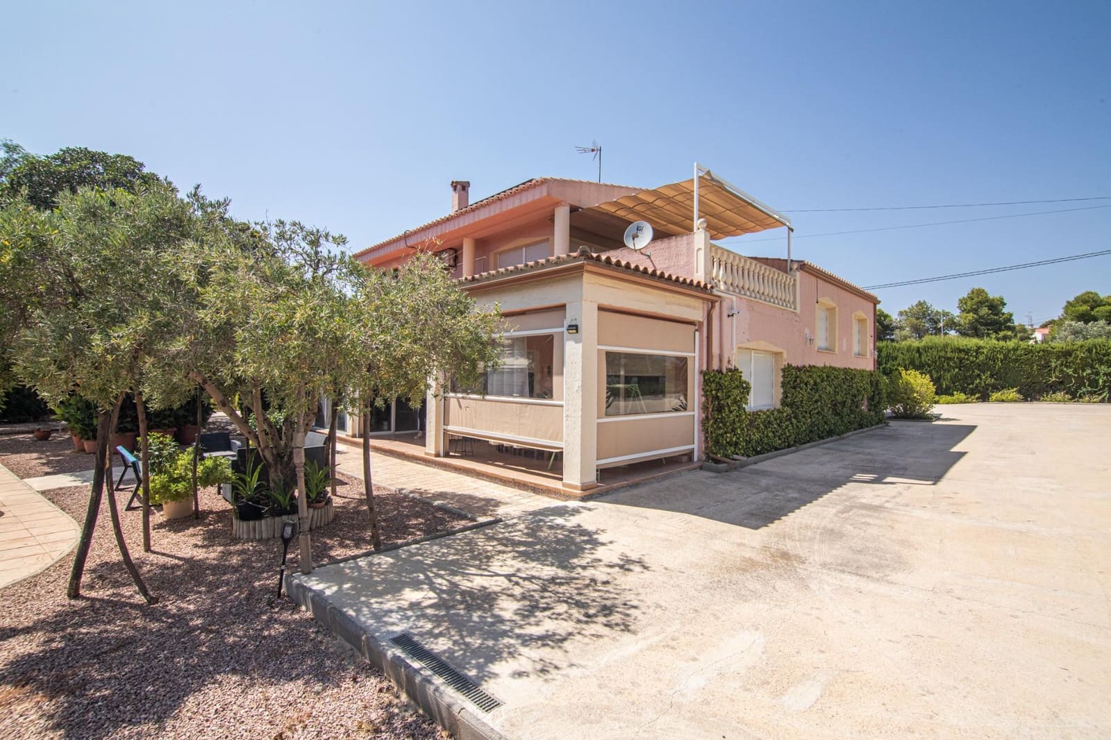 5 bedroom Villa for sale in Elche / Elx with pool - € 785,000 (Ref: 10006365)
