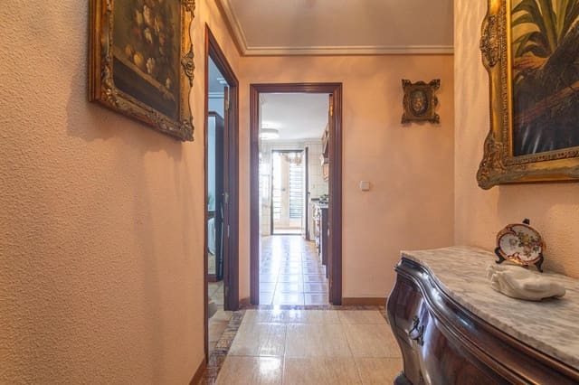 3 Zimmer Wohnung zu verkaufen in Centro, Elche / Elx - 285.000 € (Ref: 10006366)
