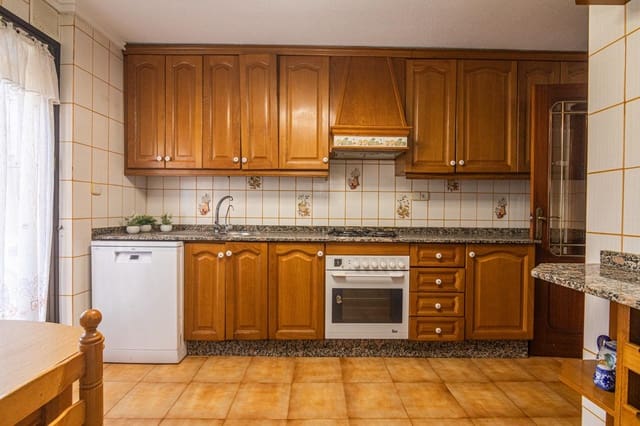 3 Zimmer Wohnung zu verkaufen in Centro, Elche / Elx - 285.000 € (Ref: 10006366)