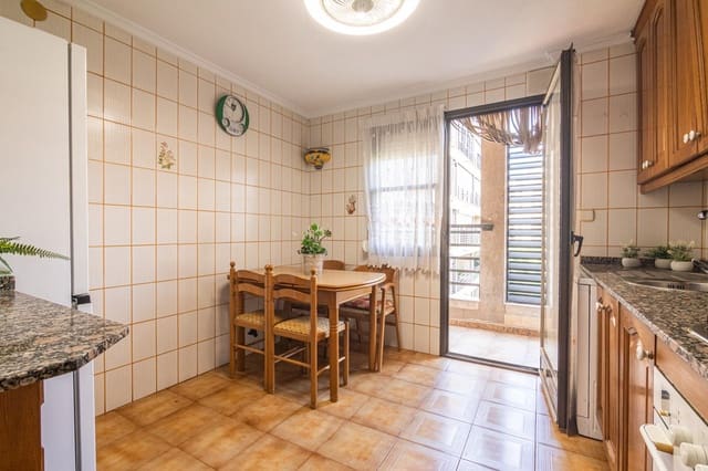 3 Zimmer Wohnung zu verkaufen in Centro, Elche / Elx - 285.000 € (Ref: 10006366)