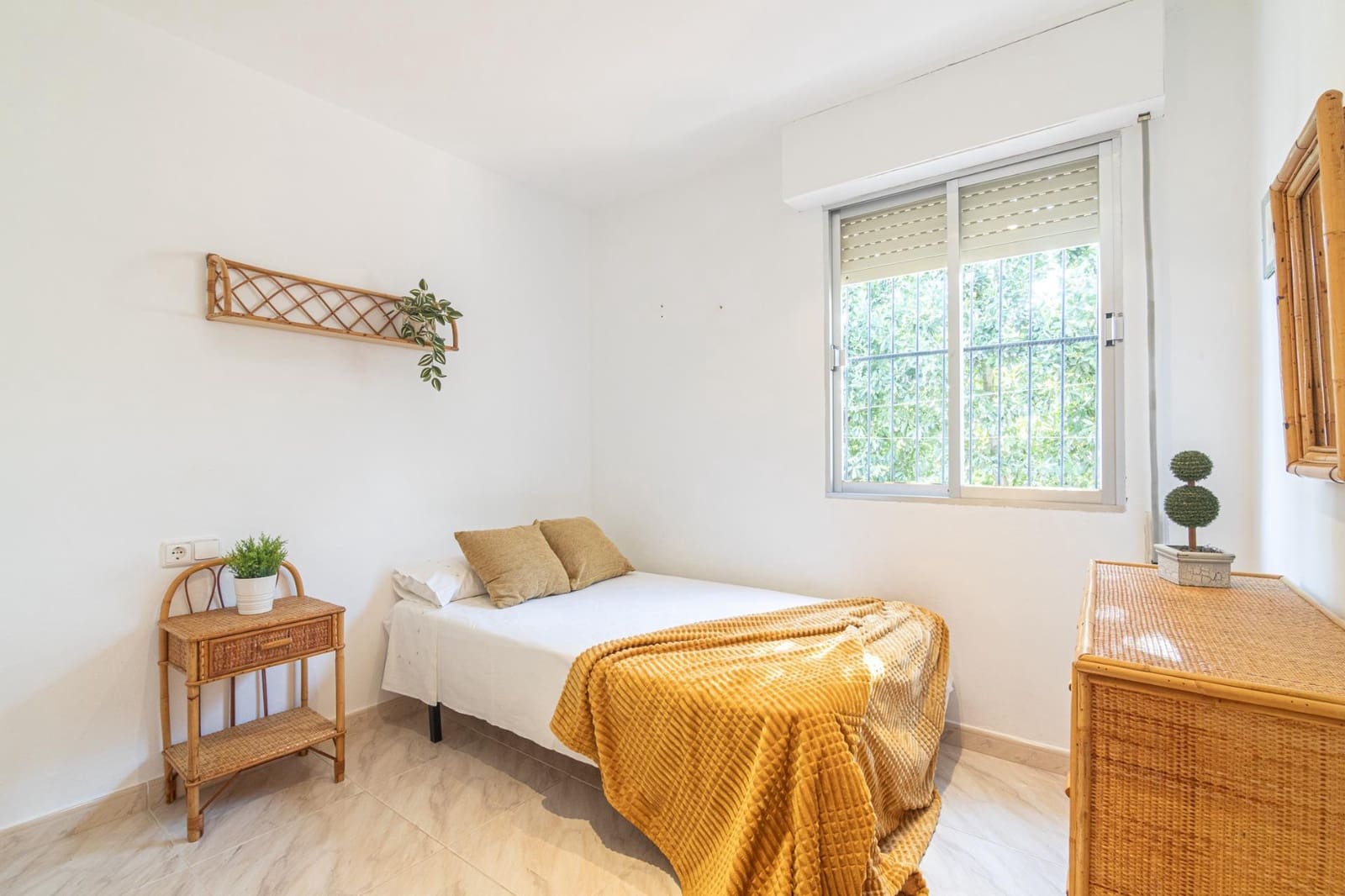 4 makuuhuone Huvila myytävänä paikassa Aspe mukana uima-altaan - 275 000 € (Ref: 10006367)