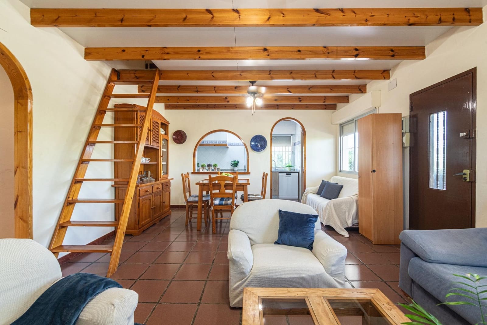 4 makuuhuone Huvila myytävänä paikassa Aspe mukana uima-altaan - 275 000 € (Ref: 10006367)