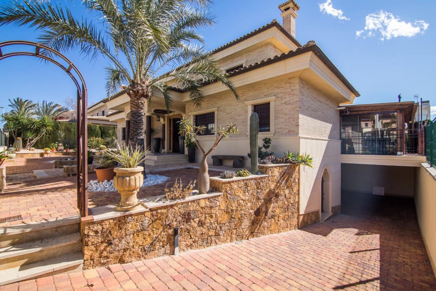 5 soverom Villa til salgs i Elche / Elx med svømmebasseng garasje - € 895 000 (Ref: 6708922)