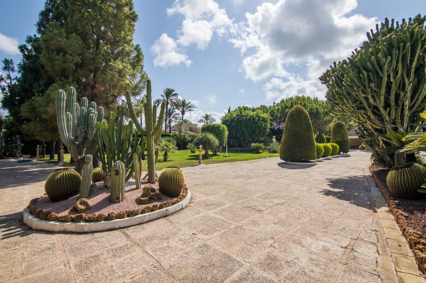 7 soveværelse Villa til salg i Elche / Elx med swimmingpool garage - € 950.000 (Ref: 7001870)