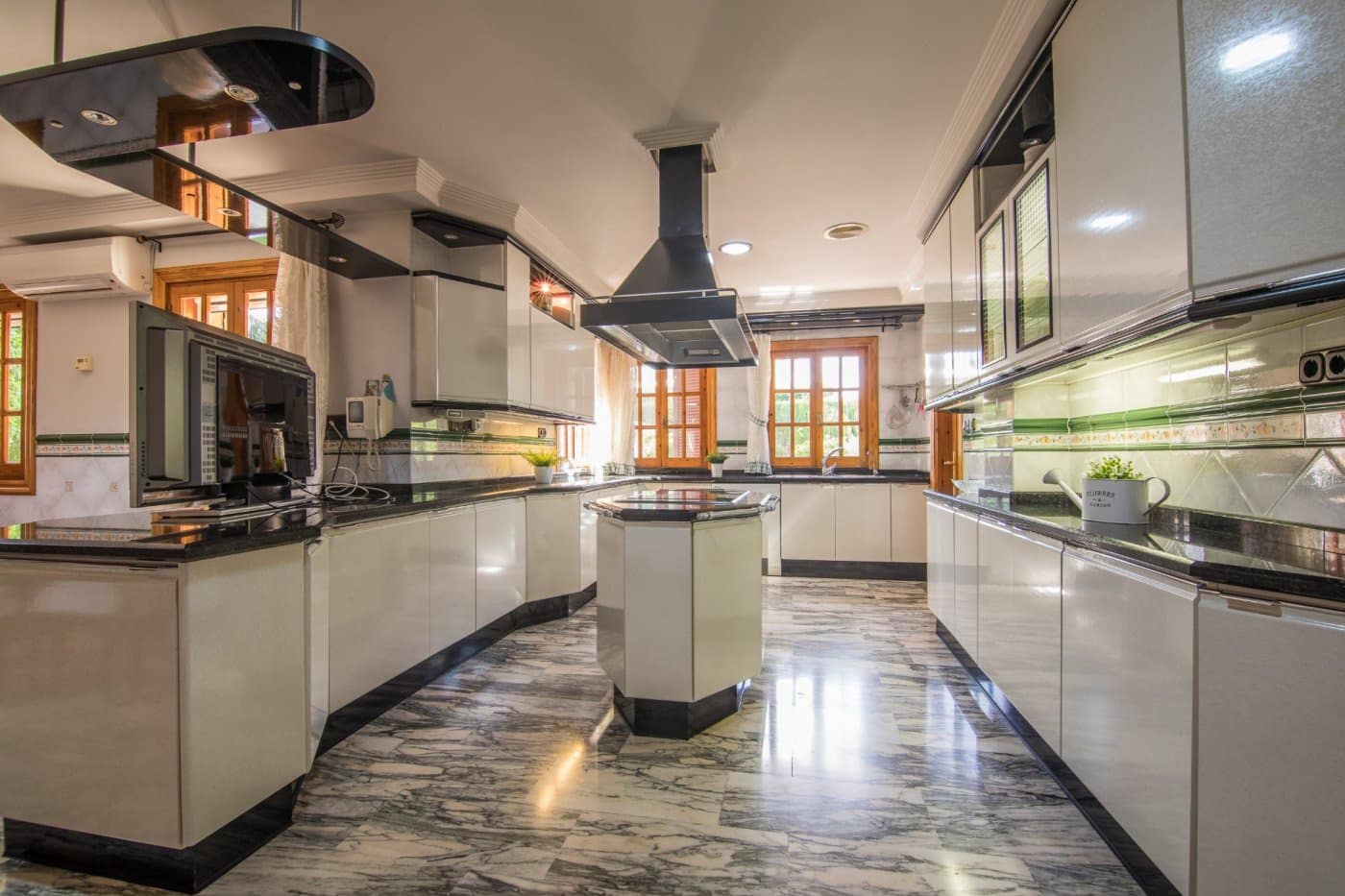 7 soveværelse Villa til salg i Elche / Elx med swimmingpool garage - € 950.000 (Ref: 7001870)