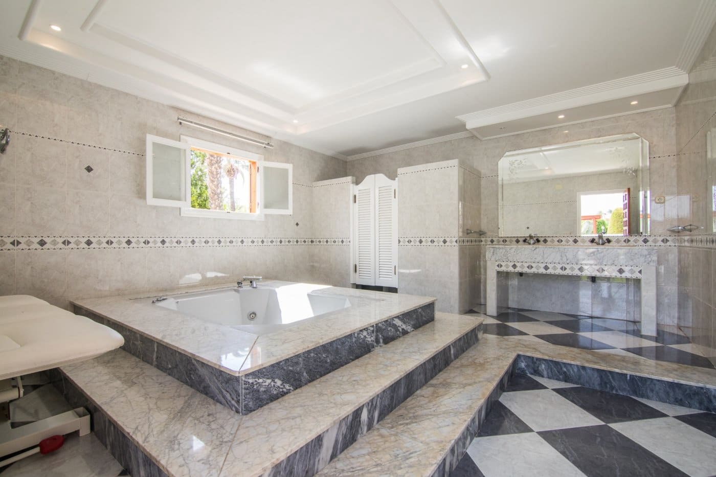 7 soveværelse Villa til salg i Elche / Elx med swimmingpool garage - € 950.000 (Ref: 7001870)