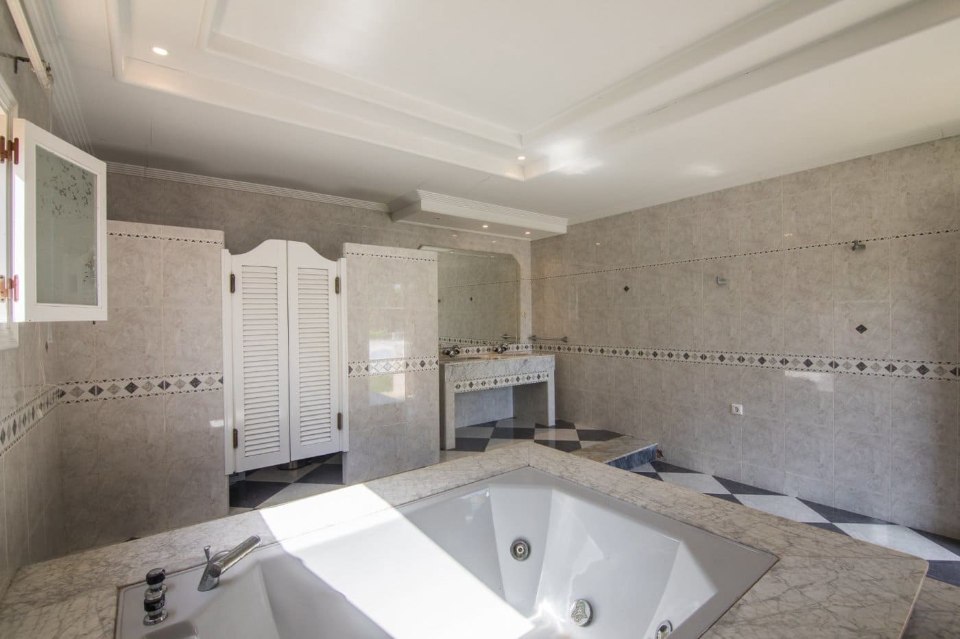 7 soveværelse Villa til salg i Elche / Elx med swimmingpool garage - € 950.000 (Ref: 7001870)